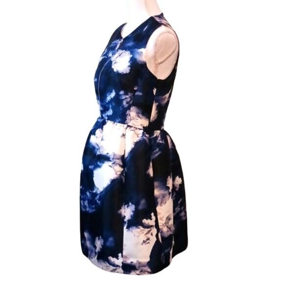 Kate Spade‎ Joss Fit & Flare Cocktail Dress in Blue Dusk Cloud Fabric, Size 6 - Picture 2 of 13